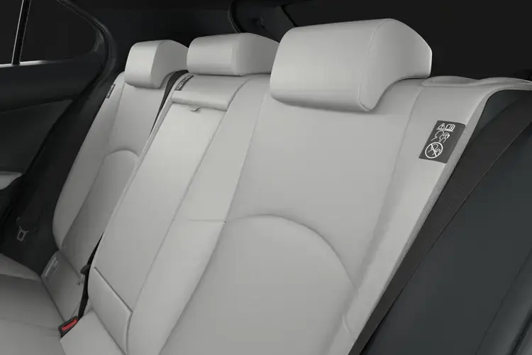 300h 2.0 Urban 5dr CVT