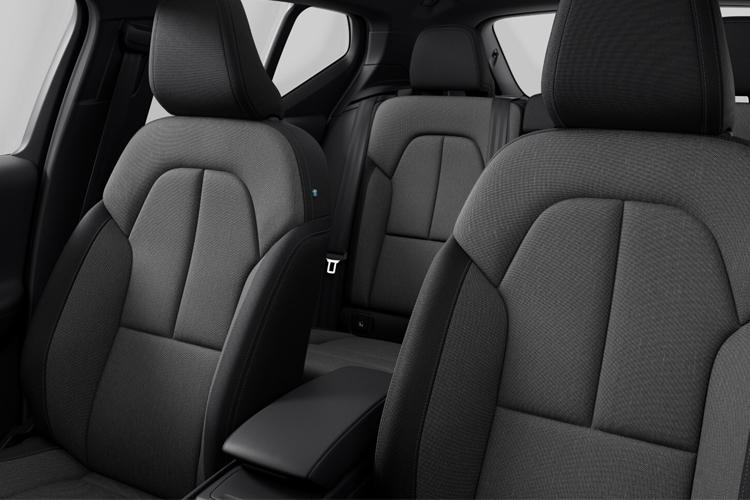 VOLVO XC40 ESTATE Plus Black Edition