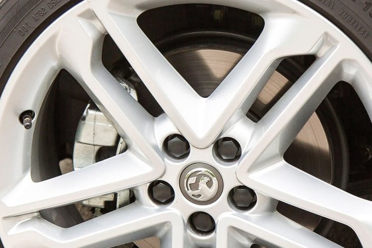 VAUXHALL MOKKA X HATCHBACK Design Nav