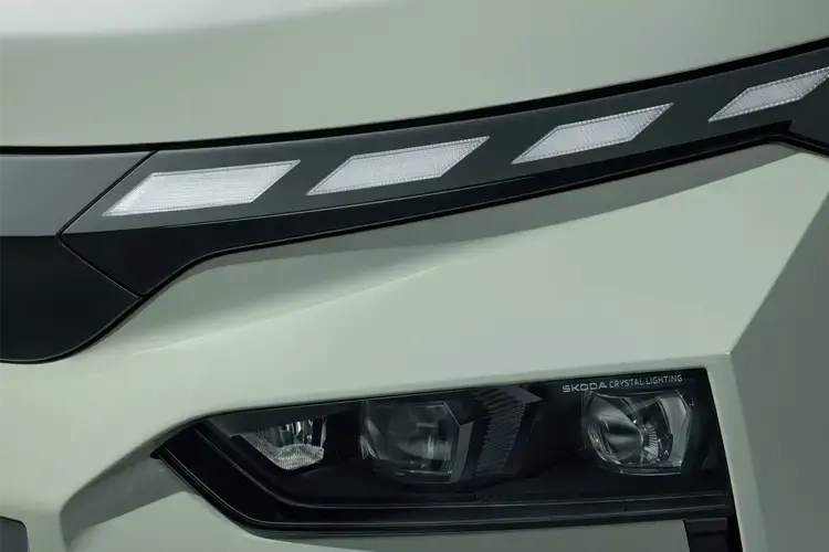 150kW 60 SE L 63kWh 5dr Auto