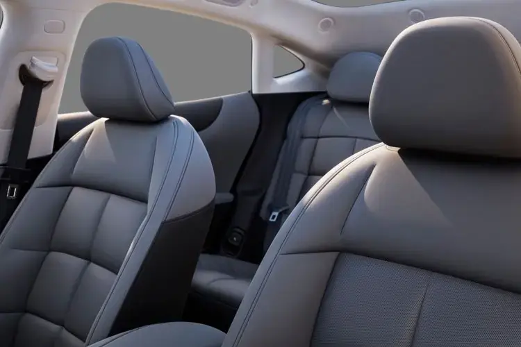 217kW Standard Range 75kWh 5dr Auto