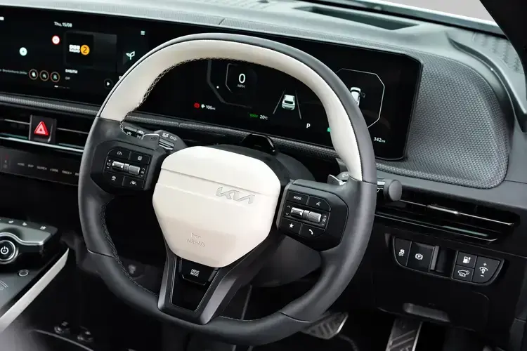 125kW Air SR 63kWh 5dr Auto