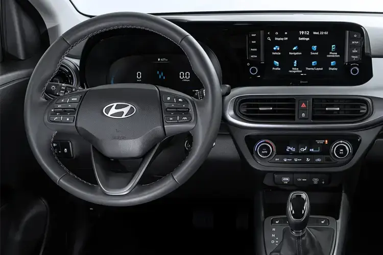 1.0 [63] Advance 5dr [Nav]