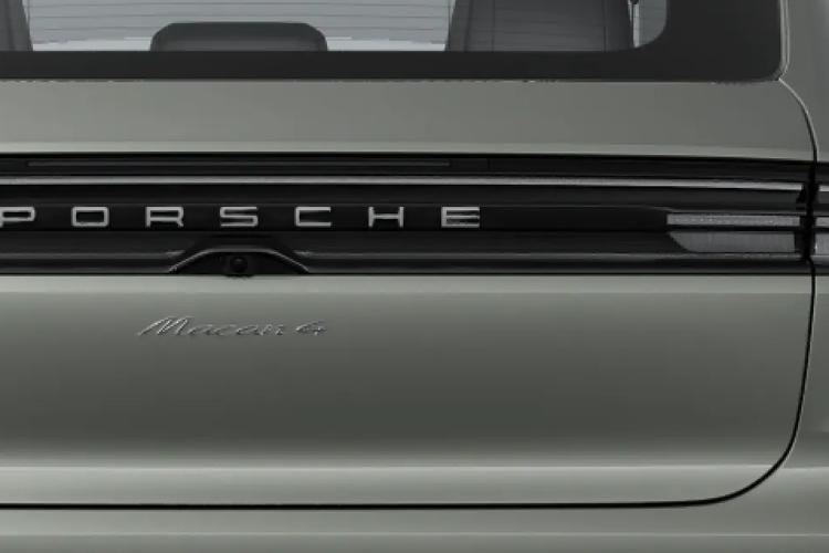 PORSCHE MACAN ELECTRIC ESTATE Standard