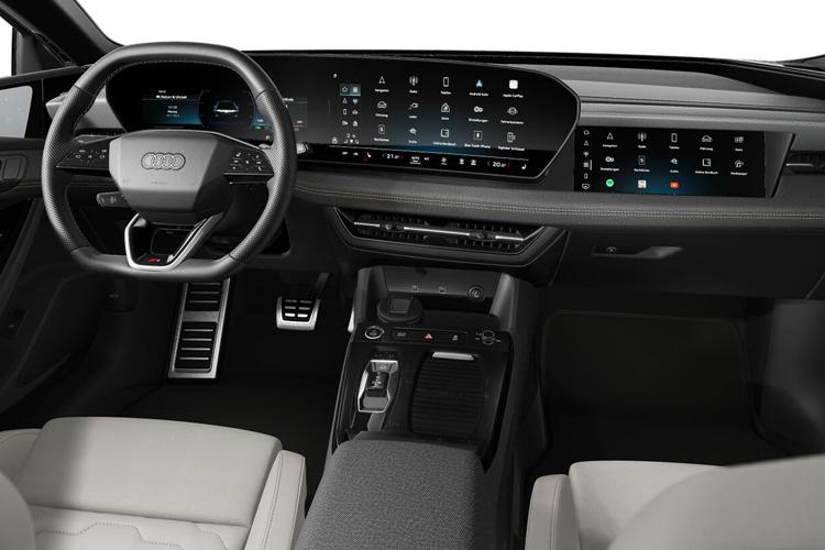 AUDI A6 E-TRON AVANT Black Edition