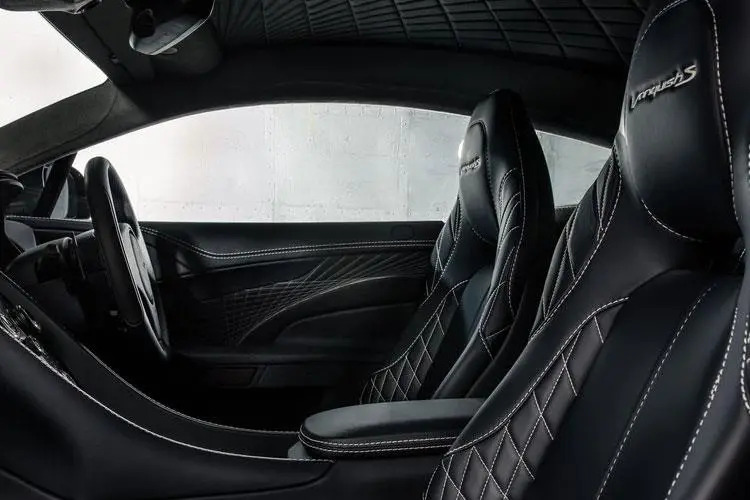ASTON MARTIN VANQUISH COUPE Standard ASTON MARTIN VANQUISH COUPE Standard