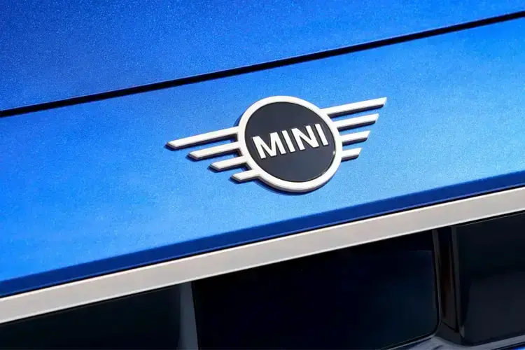 MINI COOPER ELECTRIC HATCHBACK SE Classic