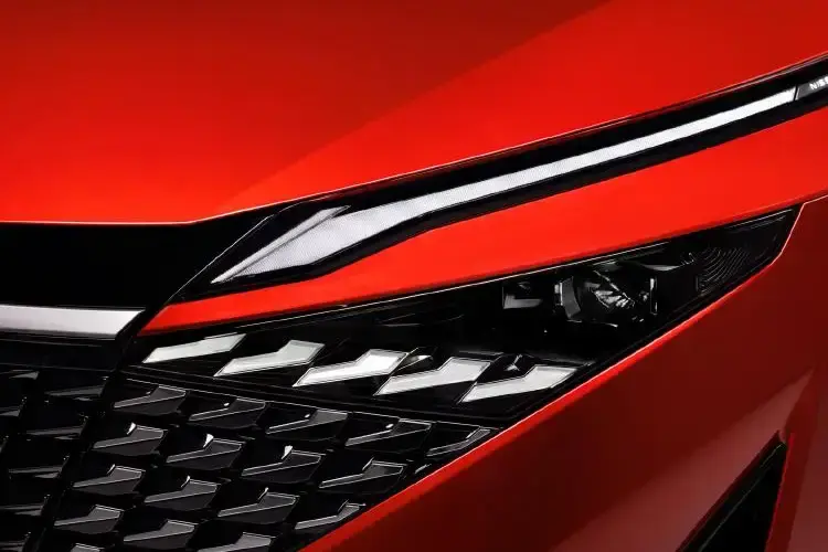 NISSAN QASHQAI HATCHBACK Tekna