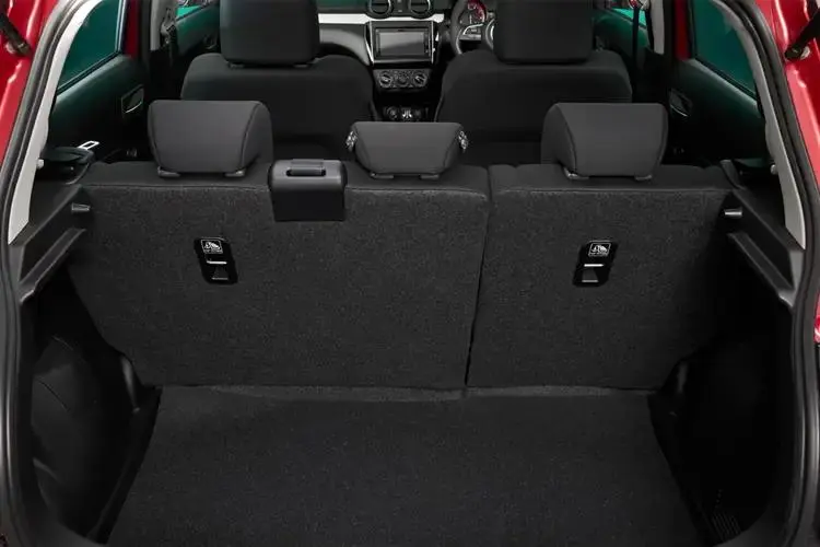 SUZUKI SWIFT HATCHBACK Ultra