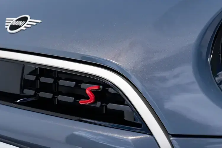 MINI COOPER CONVERTIBLE C Classic MINI COOPER CONVERTIBLE C Classic