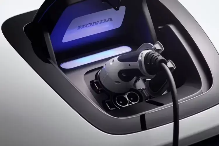 HONDA e HATCHBACK Advance HONDA e HATCHBACK Advance