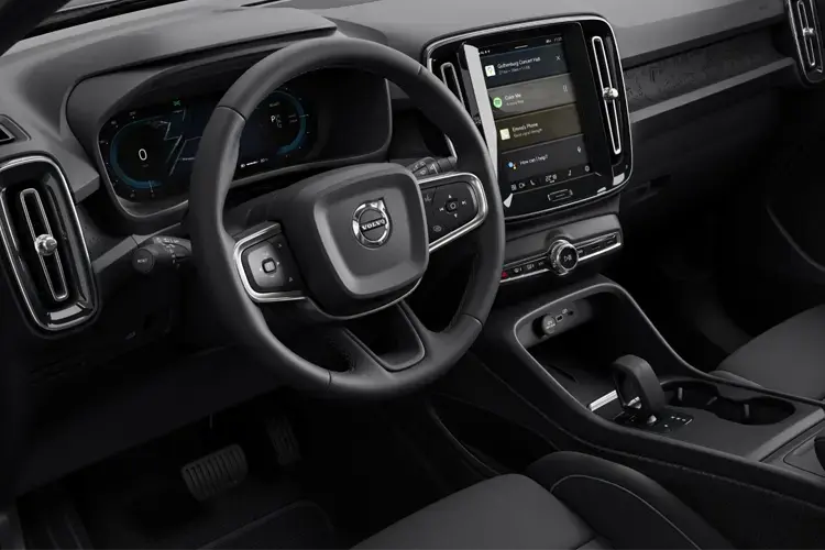 VOLVO EC40 ESTATE Plus Pro Black Edition