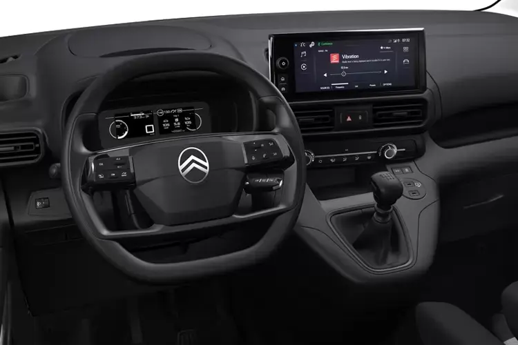 100kW Plus M 52kWh 5dr Auto