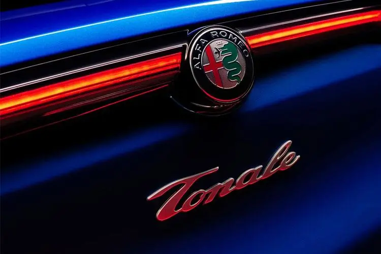 ALFA ROMEO TONALE HATCHBACK Intensa