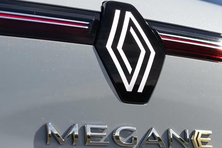 RENAULT MEGANE E-TECH HATCHBACK Evolution