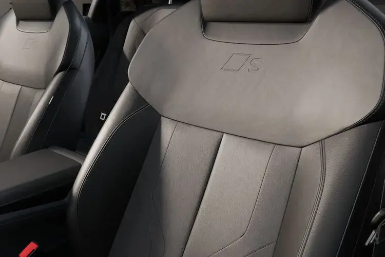 AUDI Q3 ESTATE Edition 1