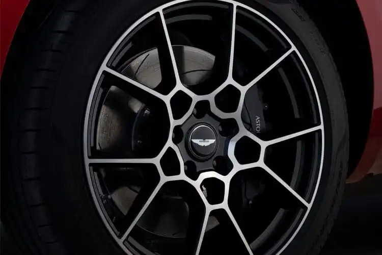 ASTON MARTIN DBX ESTATE DBX S