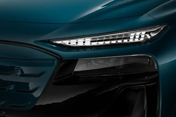 AUDI A6 E-TRON AVANT Vorsprung